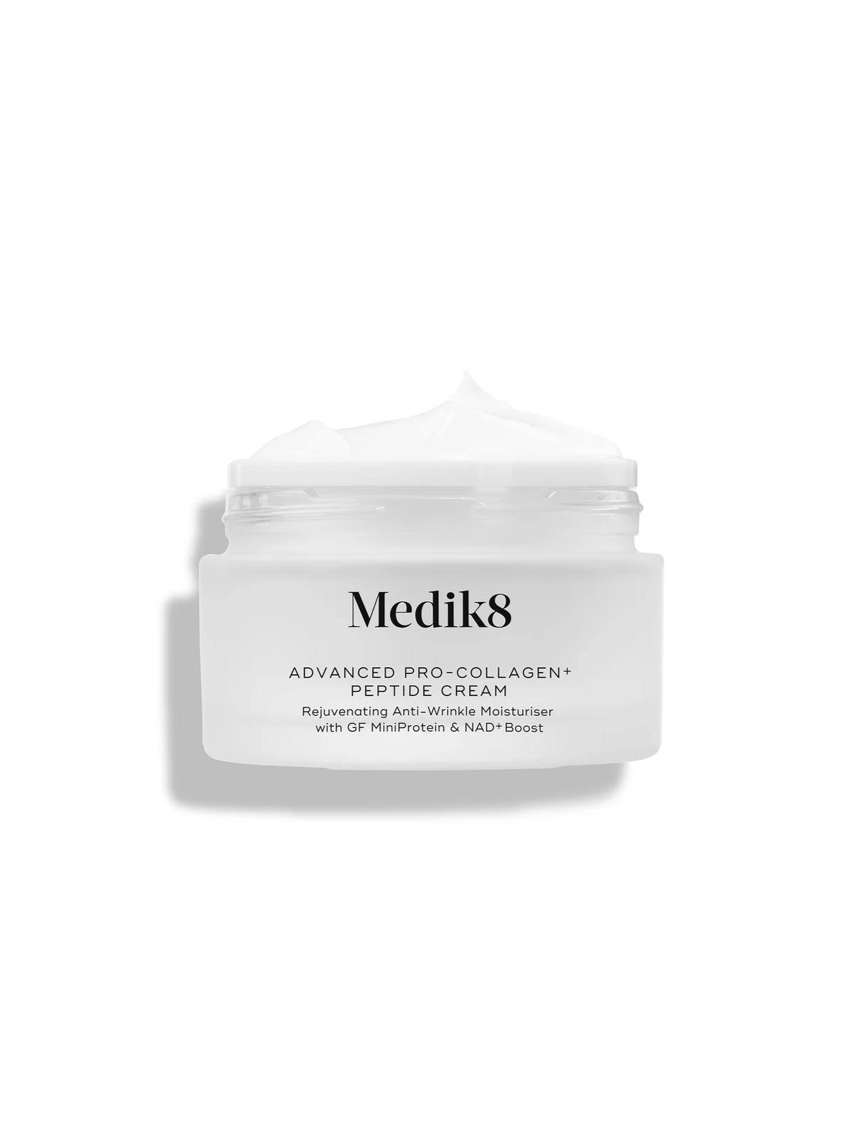 medik8-advanced-pro-collagen-peptide-cream-krem-przeciwzmarszczkowy-miniproteiny-gf-nad-boost-50ml Advanced Pro Collagen+ Peptide Cream - krem przeciwzmarszczkowy - 50 ml - obrazek 1